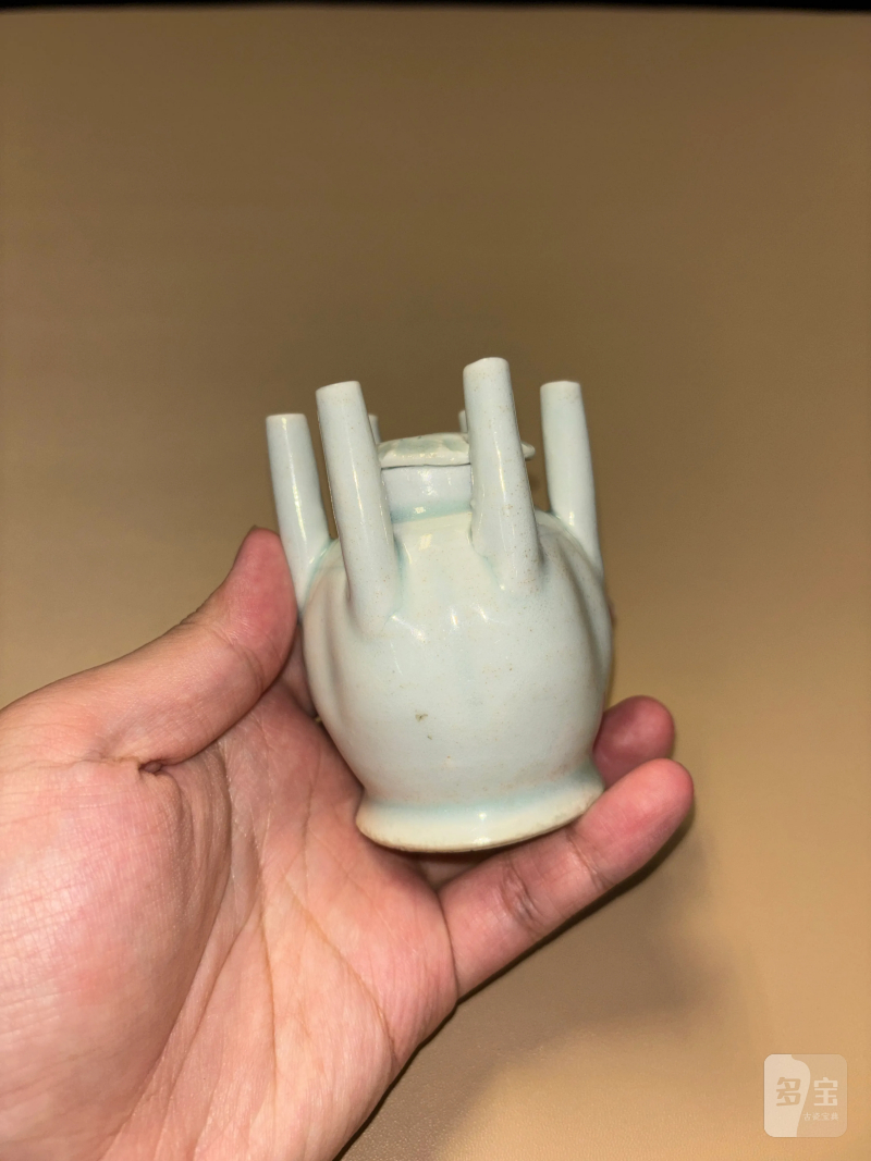 明 青白釉六孔花插 - 图4